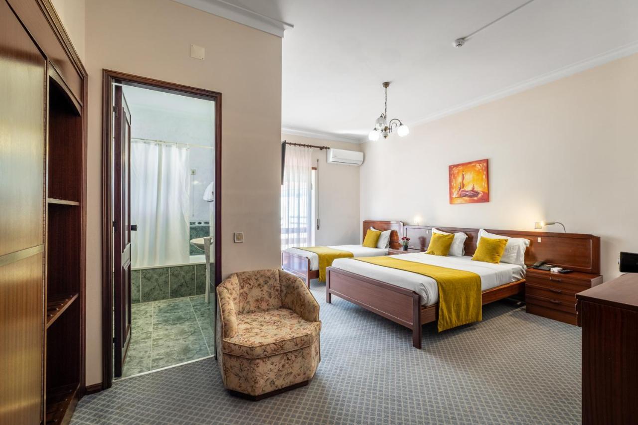 Colmeia Hotel