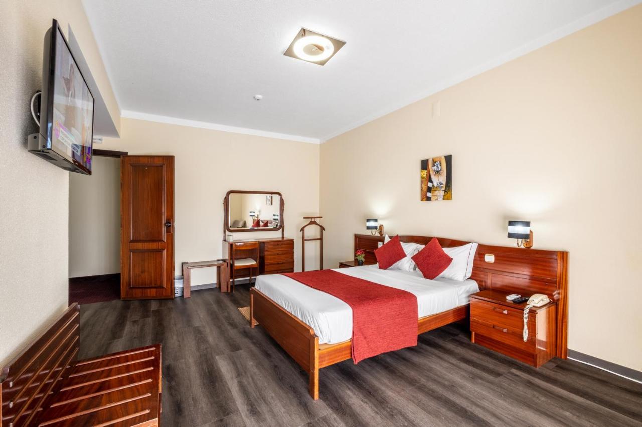 Hotel Colmeia