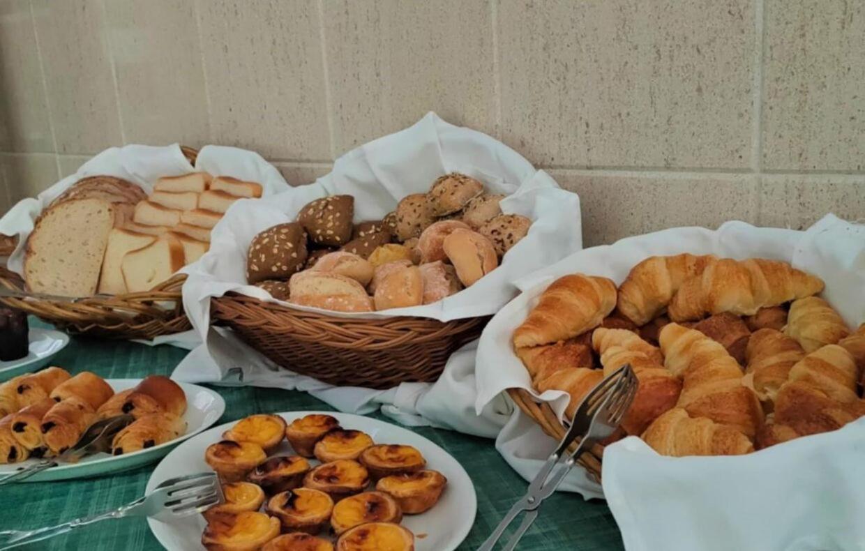 Colmeia Hotel